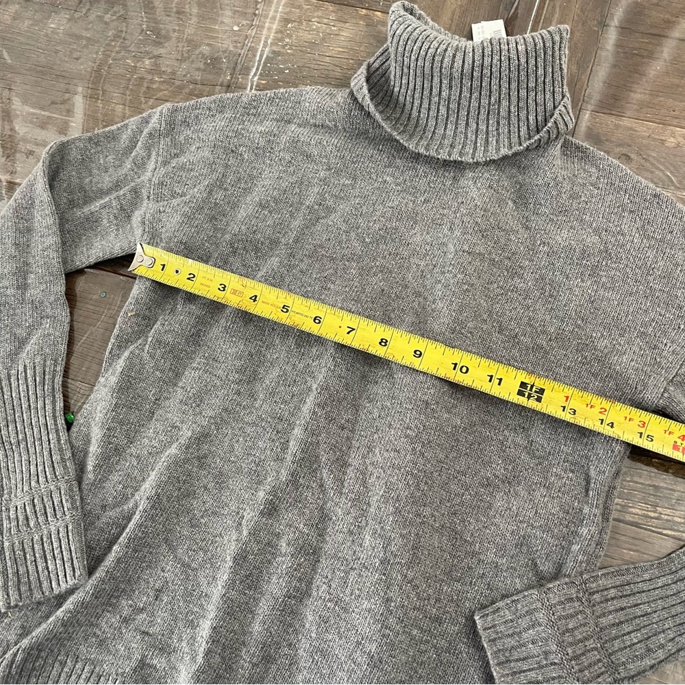 J.CREW Women's Relaxed Wool Blend Turtleneck Sweater Size XXXS In Heather Grey - Picture 3 of 9